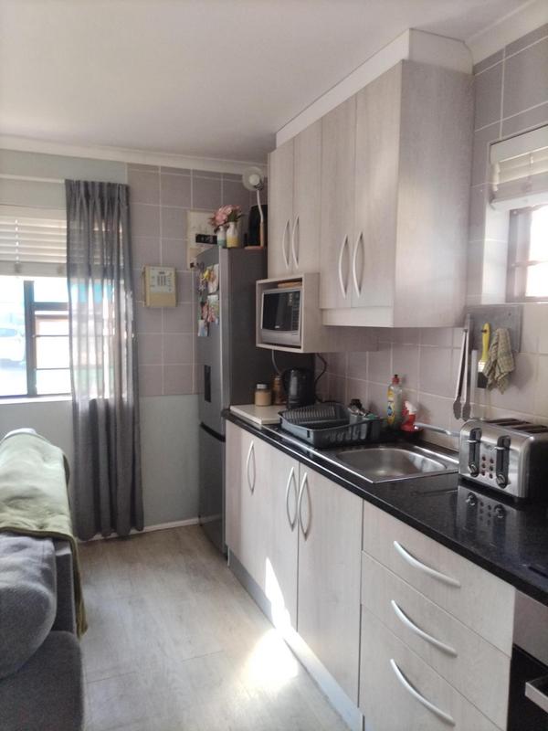 To Let 1 Bedroom Property for Rent in Groenvallei Western Cape